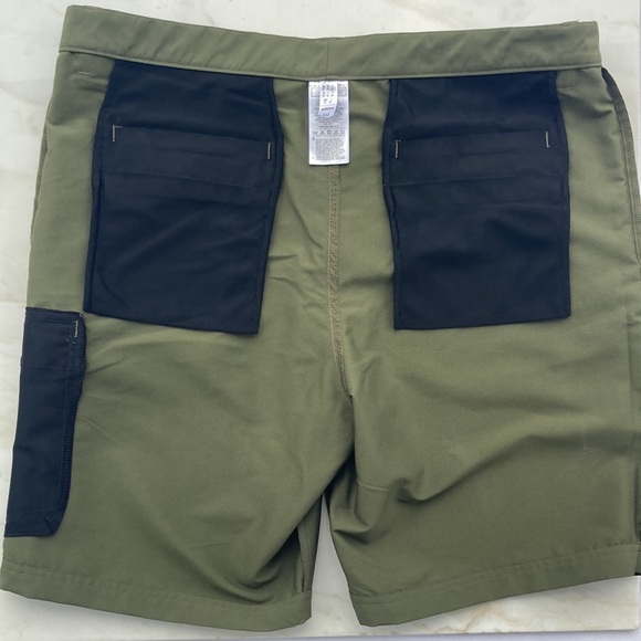 ADIDAS RIPSTOP GOLF SHORT SIZE 36 OLIVE - Picture 4 of 13